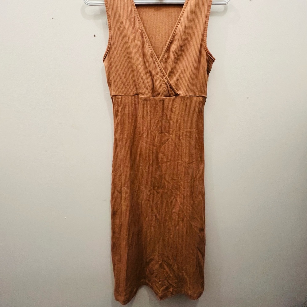 H&M maternity/nursing dress